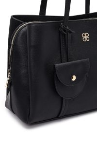 کیف زنانه مشکی بنددار با اکسسوری دری مد