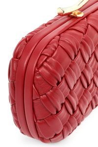 کیف مجلسی زنانه زرشکی دستی بافتنی مینی با بند زنجیری بلند دری مد