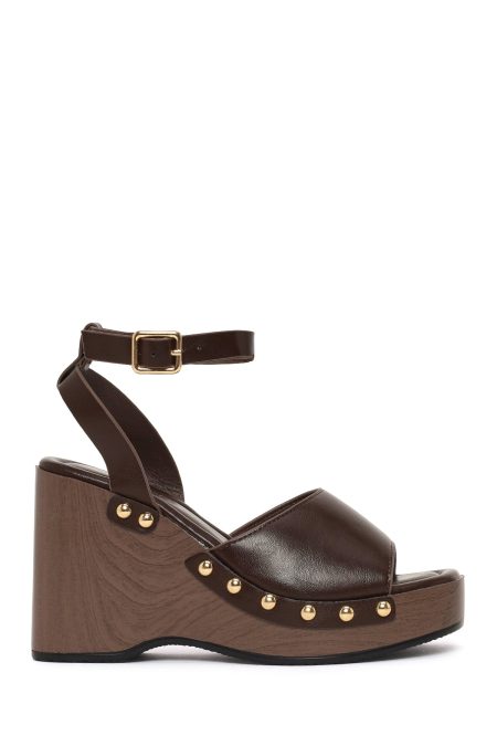 صندل لژدار زنانه قهوه ای سگک‌دار مچی دری مد