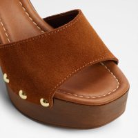 صندل لژدار زنانه قهوه‌ای NILORIA – ALDO