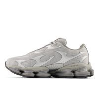 کتونی نیو بالانس New Balance 2000 اورجینال