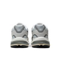 کتونی نیو بالانس New Balance 2010 اورجینال