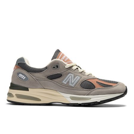 کتونی نیو بالانس New Balance 991 اورجینال