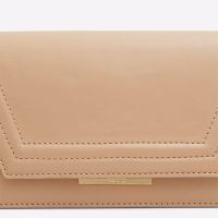 کیف زنانه بژ کلاچ QUARIE – ALDO