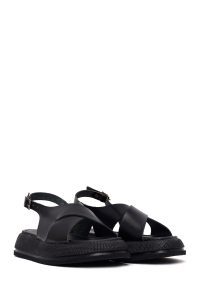 صندل چرم زنانه مشکی سگک‌دار زیره ضخیم دری مد