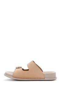 دمپایی راحتی چرم نبوک زنانه بژ دو سگک‌دار دری مد