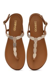 صندل زنانه قهوه‌ای روشن چرم انگشتی بنددار پشت باز دری مد