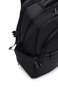 کوله پشتی پارچه‌ای تکنولوژیک مشکی بدون‌جنسیت D-Pack