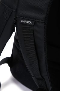 کوله پشتی پارچه‌ای تکنولوژیک مشکی بدون‌جنسیت D-Pack